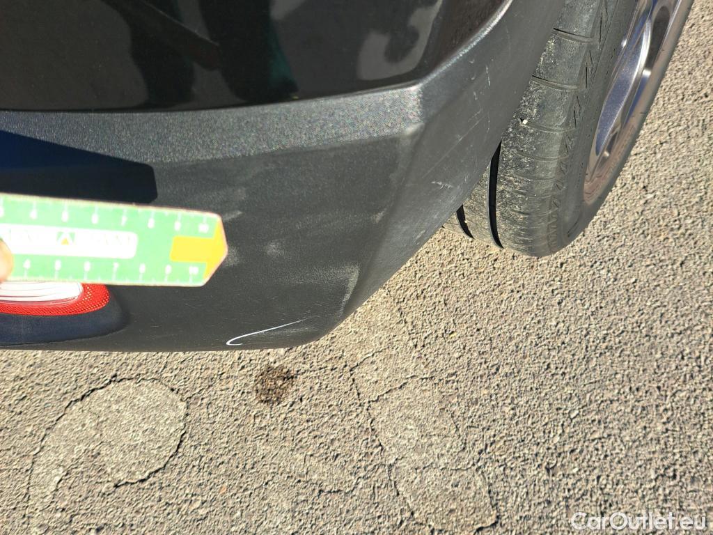 Jeep  Patriot JEEP Renegade / 2014 / 5P / todoterreno 80 Aniversario 1.0G 88kW (120CV) 4x2(SP) #35