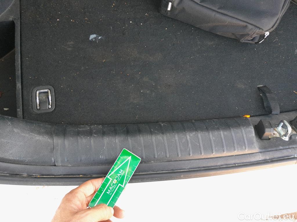  KIA  Niro KIA  / 2019 / 5P / crossover 1.6 GDi PHEV 104kW (141CV) Drive #31