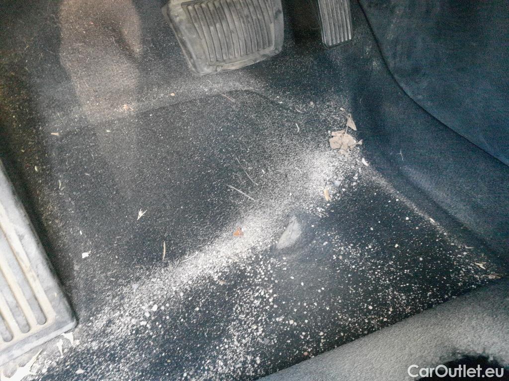  KIA  Niro KIA  / 2019 / 5P / crossover 1.6 GDi PHEV 104kW (141CV) Drive #12