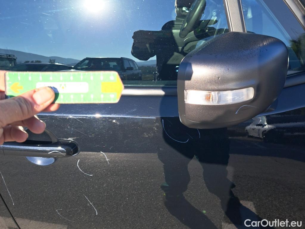 Jeep  Patriot JEEP Renegade / 2014 / 5P / todoterreno 80 Aniversario 1.0G 88kW (120CV) 4x2(SP) #36