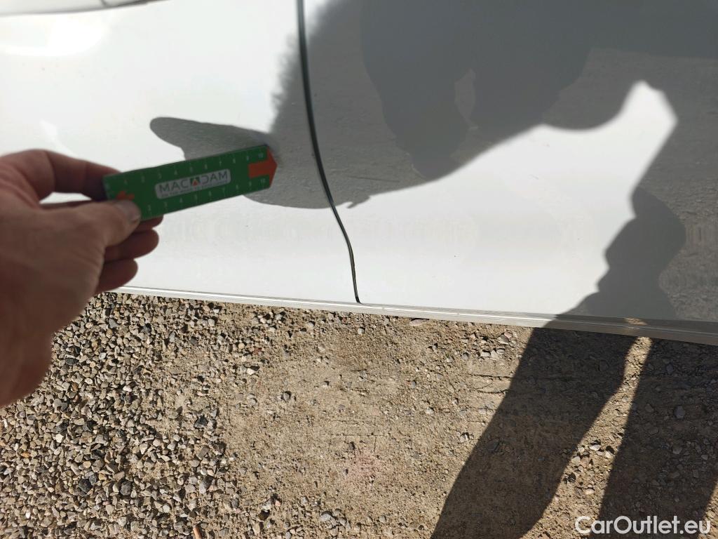  KIA  Cee'd KIA Ceed / 2018 / 5P / berlina con portón 1.0 T-GDi 74kW (100CV) Drive (CX) #35