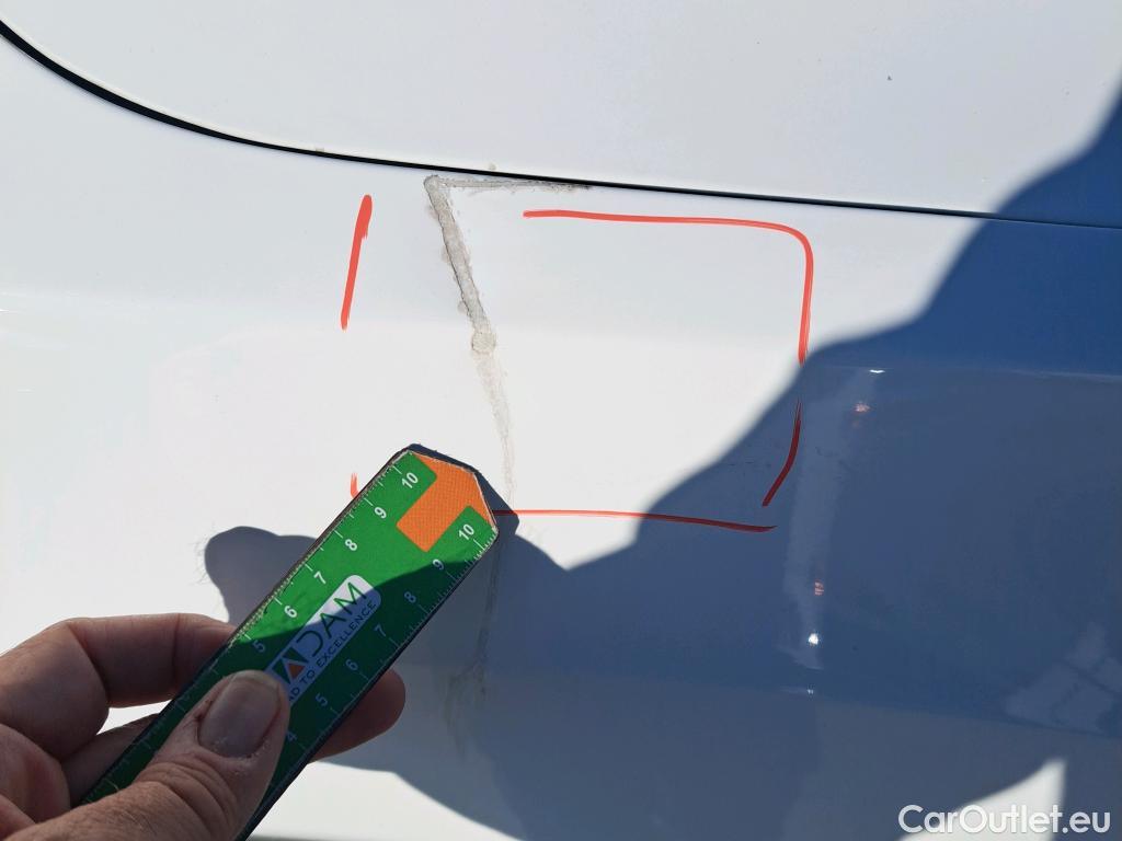  Ford  Kuga FORD  / 2016 / 5P / todoterreno 1.5 EcoBoost 88kW 4x2 Trend+ (CX) #7