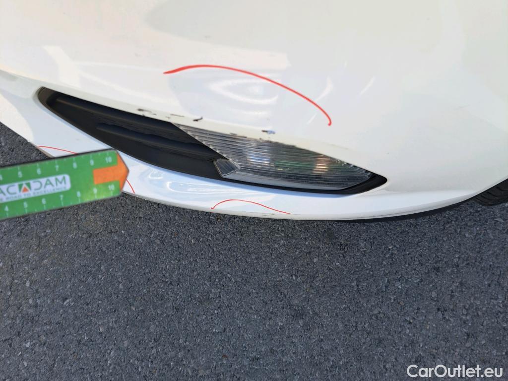  Ford  Kuga FORD  / 2016 / 5P / todoterreno 1.5 EcoBoost 88kW 4x2 Trend+ (CX) #13