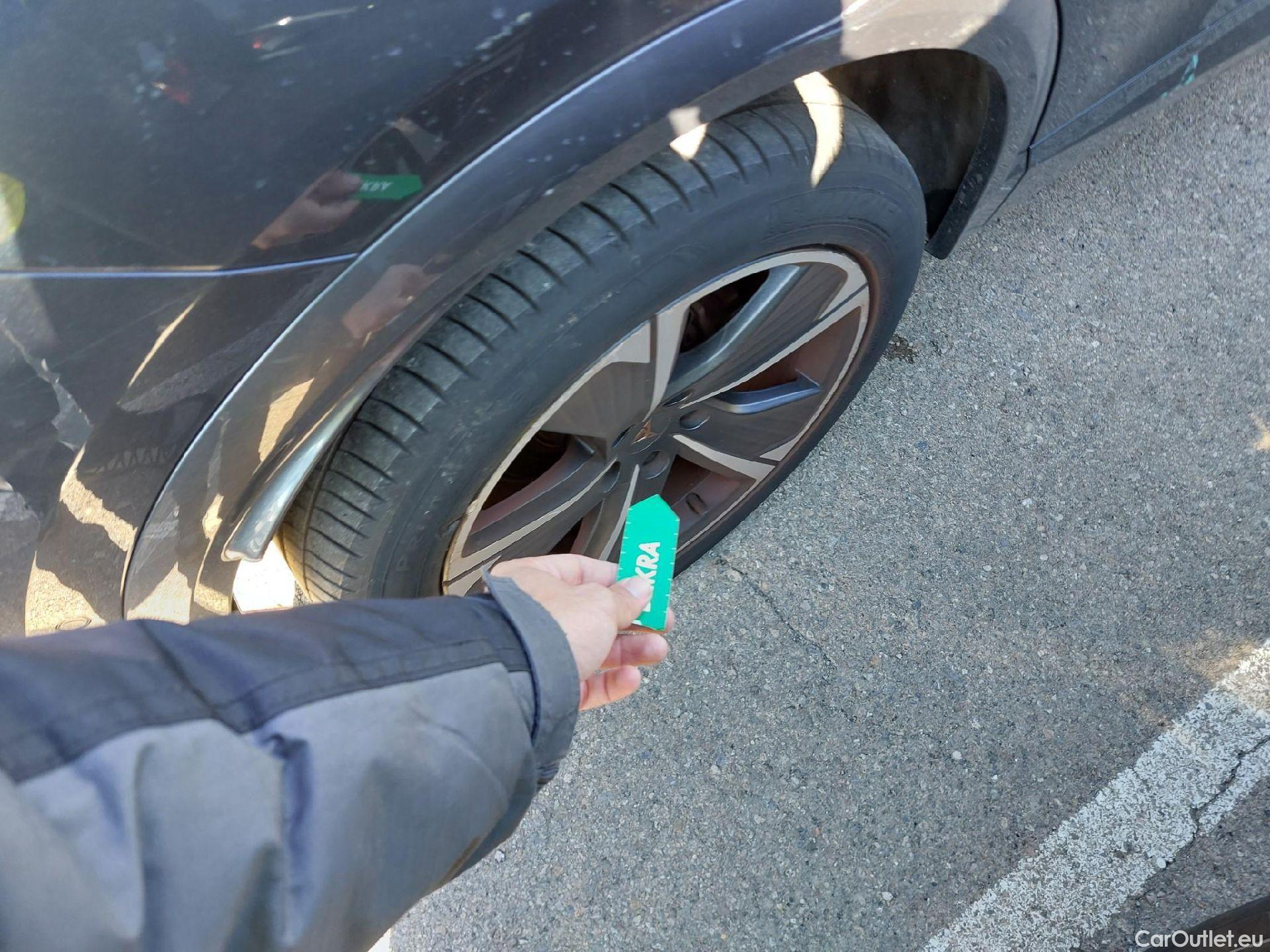  Cupra  Formentor CUPRA  / 2020 / 5P / todoterreno 1.4 e-Hybrid 150kW (204 CV) DSG (AC) #68