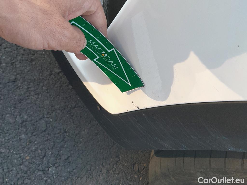  KIA  Niro KIA  / 2019 / 5P / crossover 1.6 GDi PHEV 104kW (141CV) Drive #39