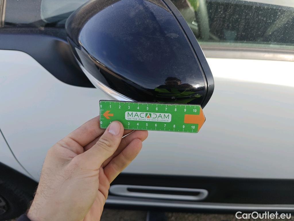  Citroen  C3  Feel 1.5 BlueHDi 100CV MT6 E6d #24