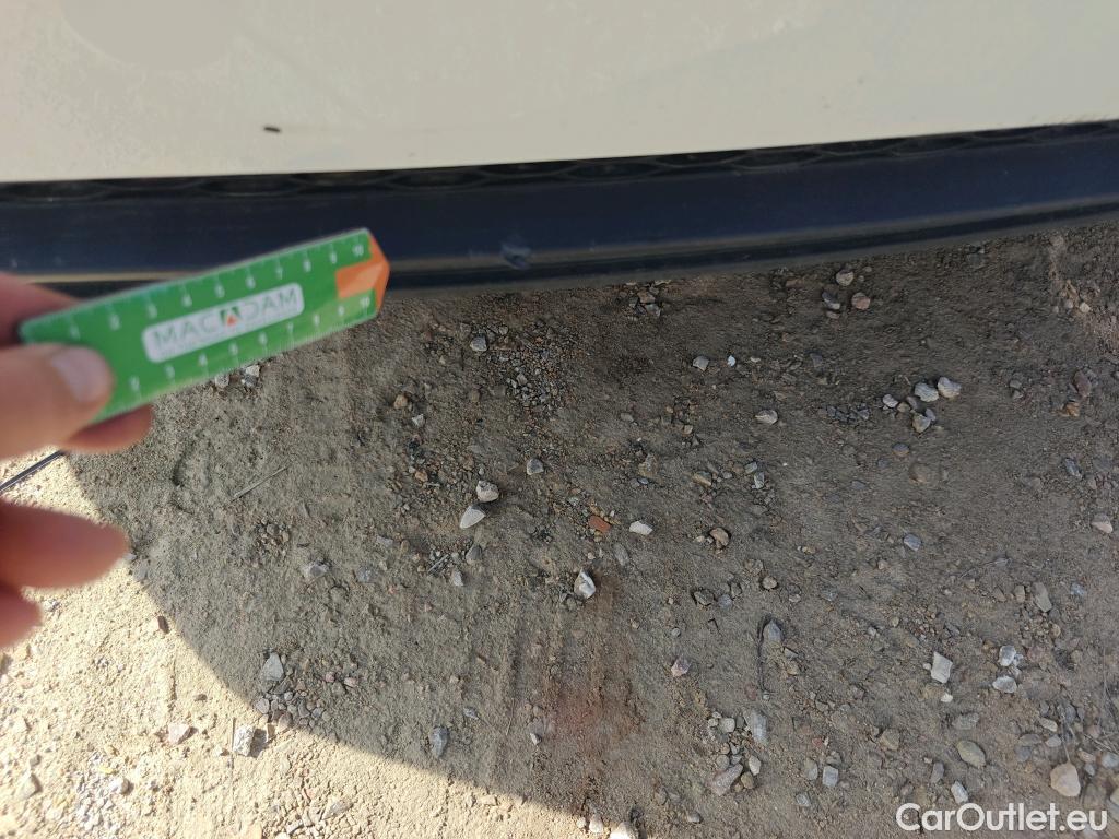  KIA  Cee'd KIA Ceed / 2018 / 5P / berlina con portón 1.0 T-GDi 74kW (100CV) Drive (CX) #8