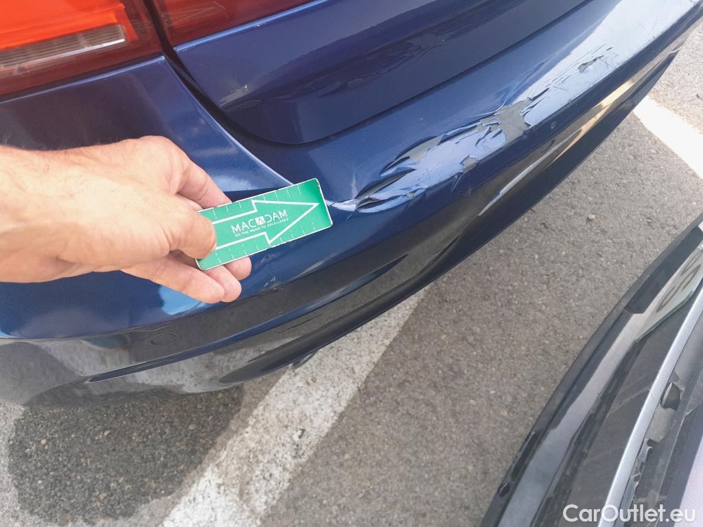  Bmw  Serie 1 BMW  / 2015 / 5P / berlina con portón 116d #29