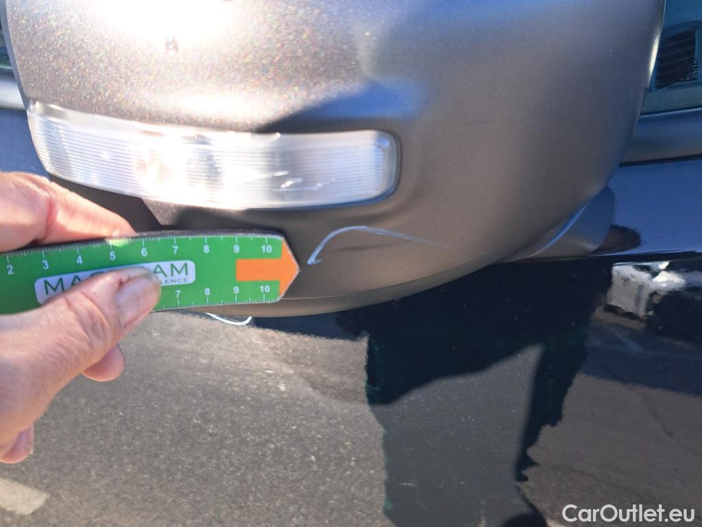 Jeep  Patriot JEEP Renegade / 2014 / 5P / todoterreno 80 Aniversario 1.0G 88kW (120CV) 4x2(SP) #54