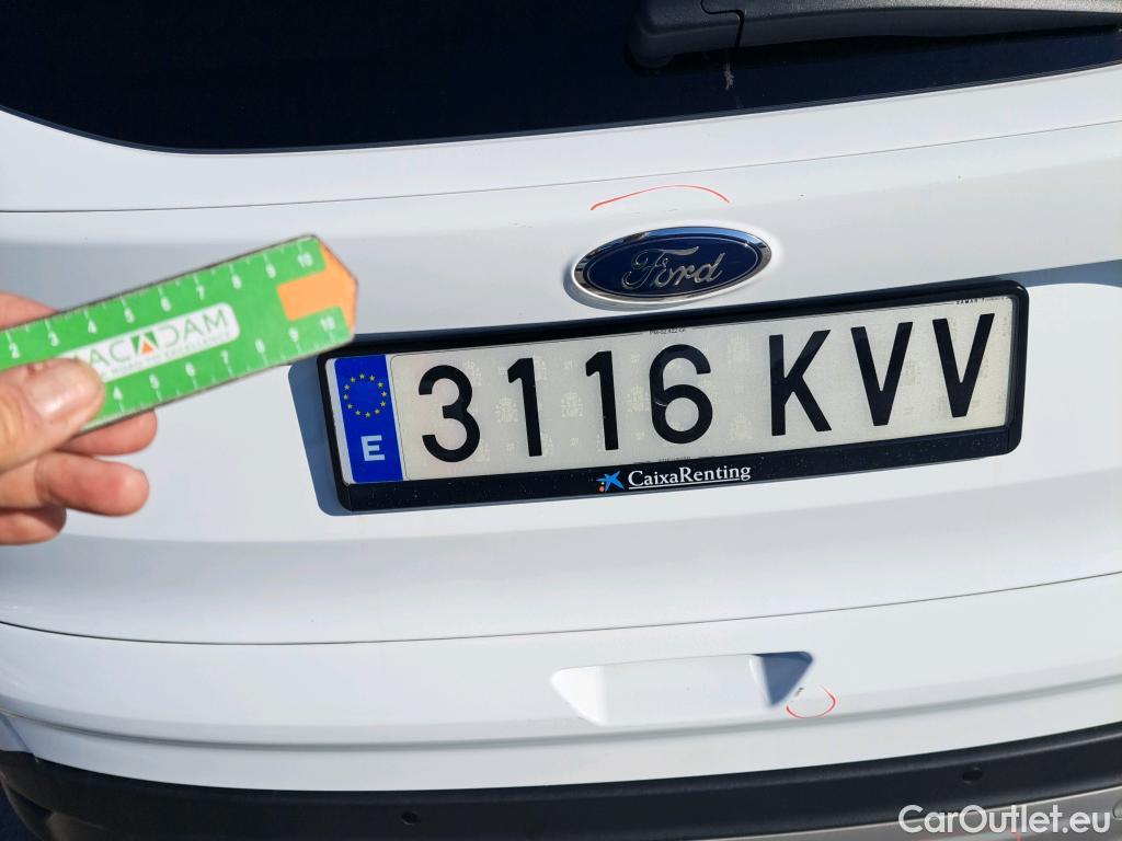  Ford  Kuga FORD  / 2016 / 5P / todoterreno 1.5 EcoBoost 88kW 4x2 Trend+ (CX) #37