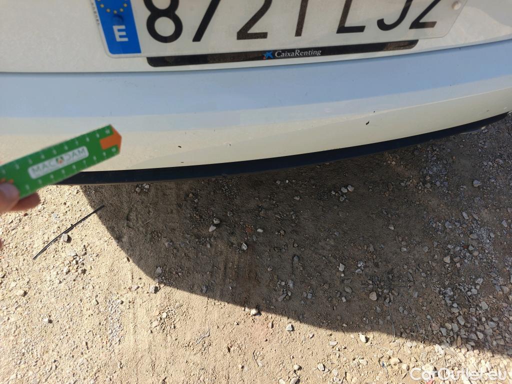  KIA  Cee'd KIA Ceed / 2018 / 5P / berlina con portón 1.0 T-GDi 74kW (100CV) Drive (CX) #23