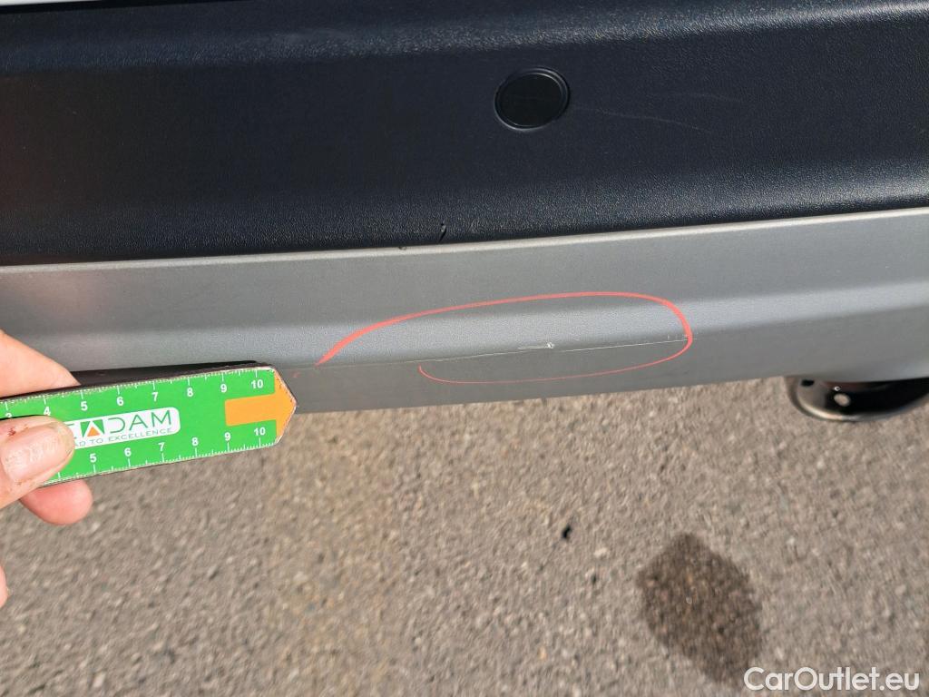  Ford  Kuga FORD  / 2016 / 5P / todoterreno 1.5 EcoBoost 88kW 4x2 Trend+ (CX) #17