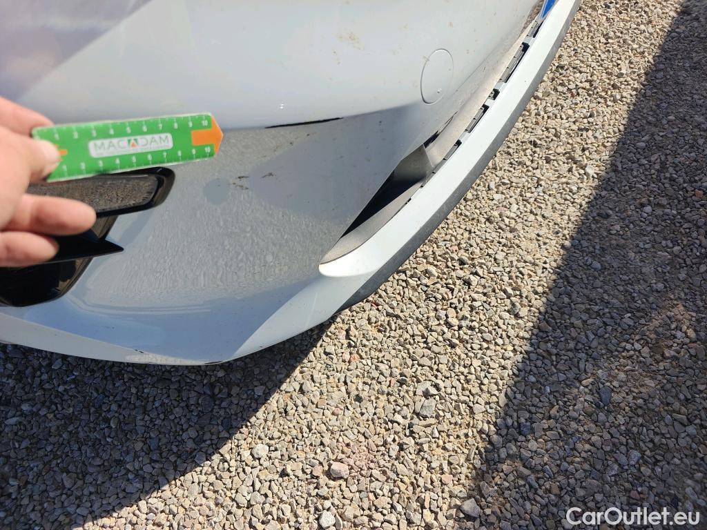  KIA  Cee'd KIA Ceed / 2018 / 5P / berlina con portón 1.0 T-GDi 74kW (100CV) Drive (CX) #16