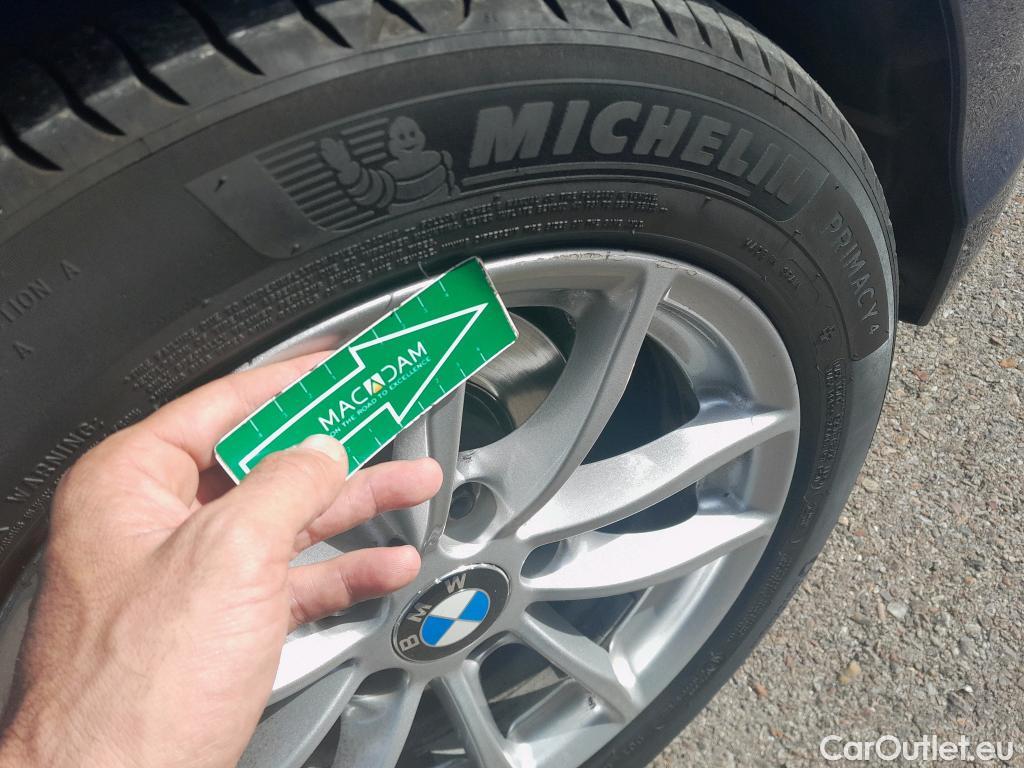  Bmw  Serie 1 BMW  / 2015 / 5P / berlina con portón 116d #19