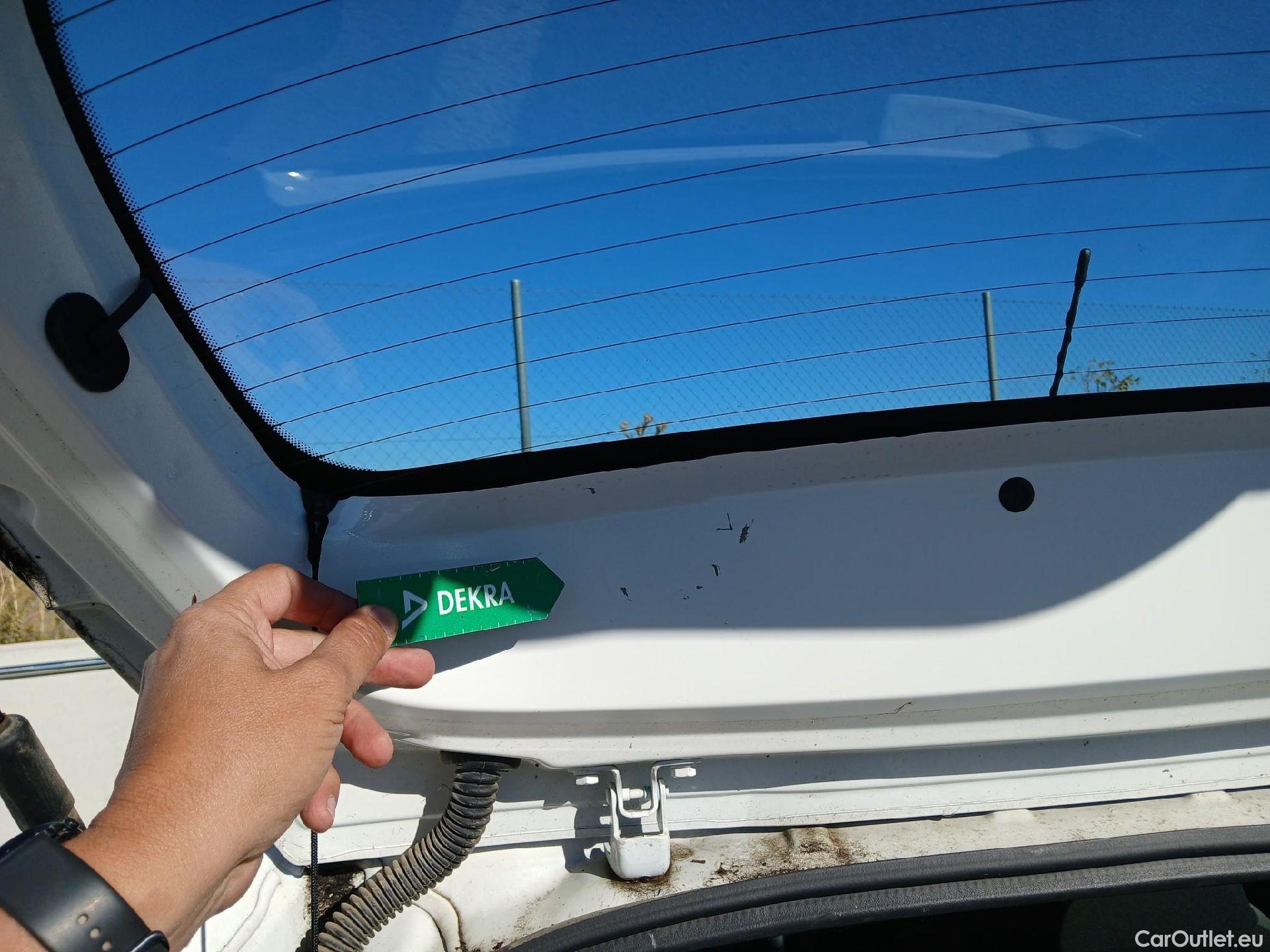  Citroen  C3 CITROEN  / 2016 / 5P / berlina con portón BlueHDi 73KW (100CV) S&S FEEL #3