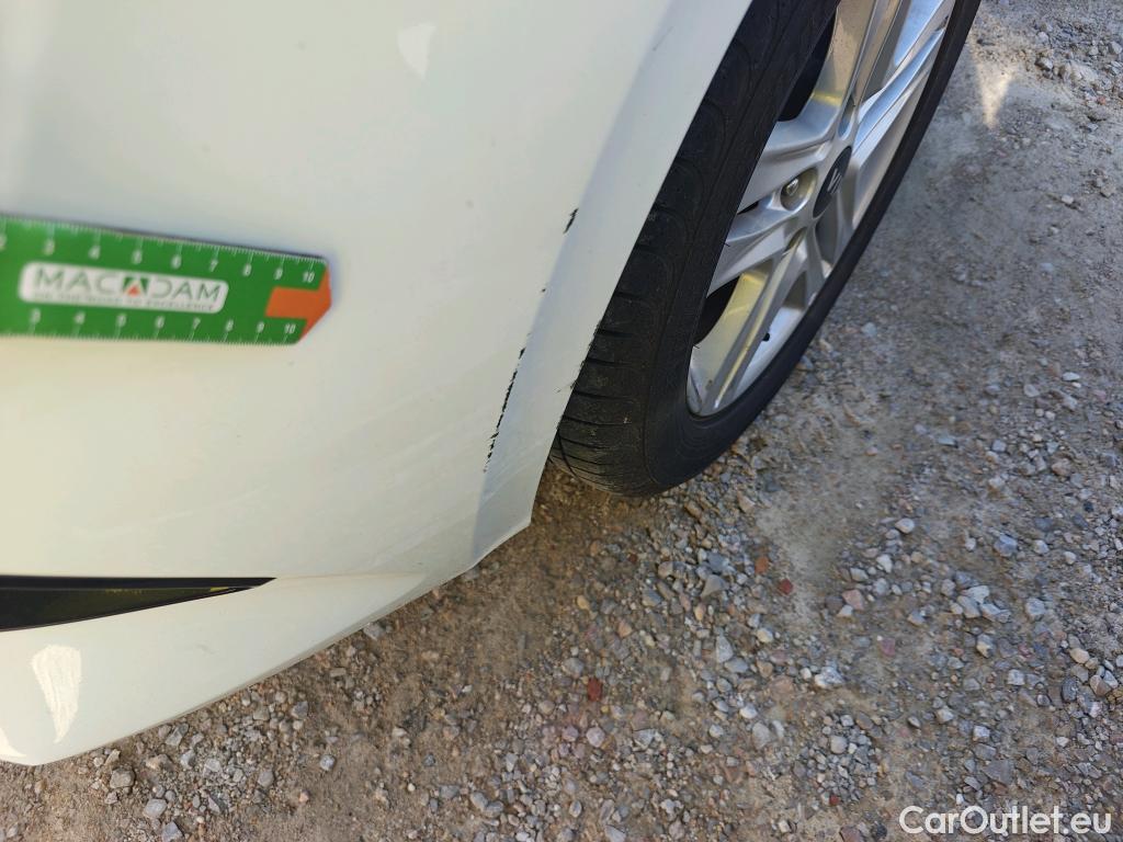  KIA  Cee'd KIA Ceed / 2018 / 5P / berlina con portón 1.0 T-GDi 74kW (100CV) Drive (CX) #25