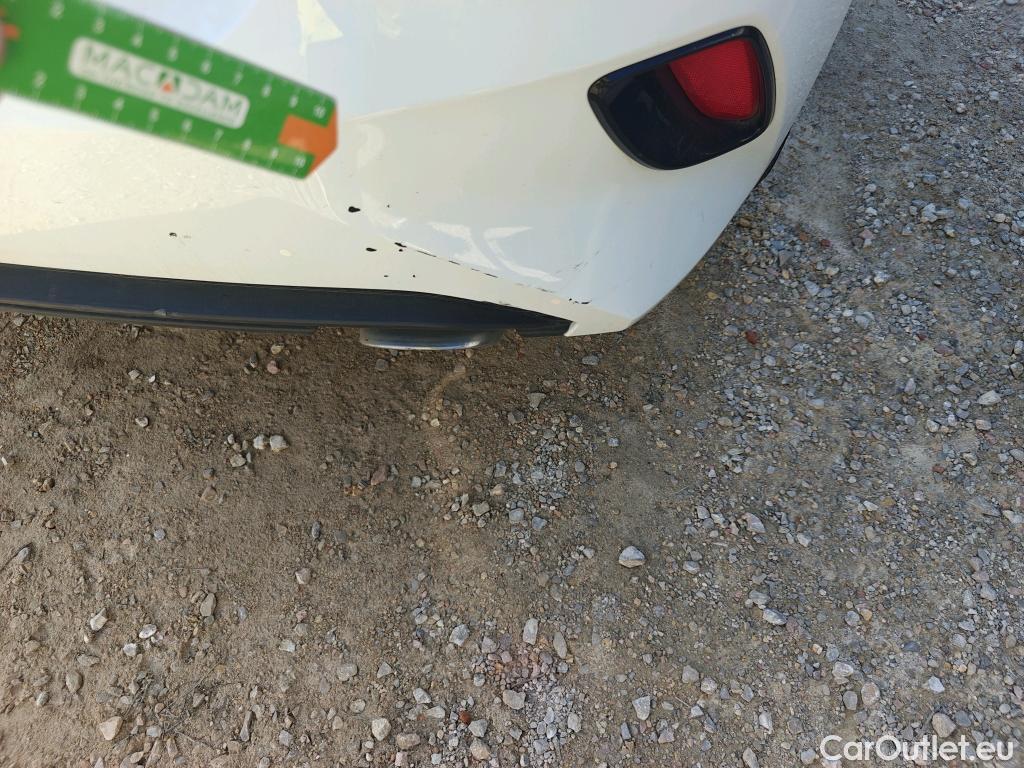  KIA  Cee'd KIA Ceed / 2018 / 5P / berlina con portón 1.0 T-GDi 74kW (100CV) Drive (CX) #24