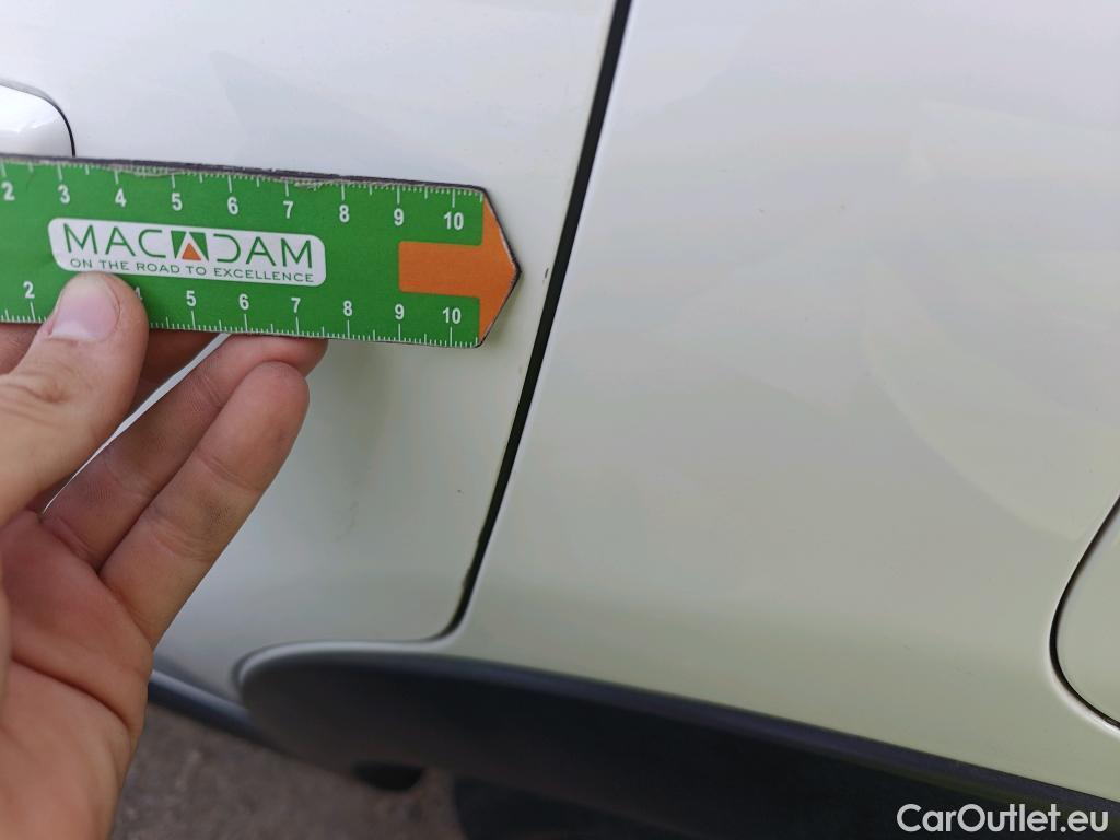  Citroen  C3  Feel 1.5 BlueHDi 100CV MT6 E6d #44