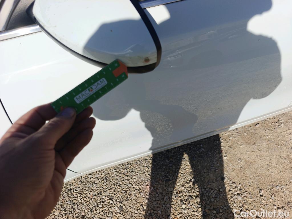  KIA  Cee'd KIA Ceed / 2018 / 5P / berlina con portón 1.0 T-GDi 74kW (100CV) Drive (CX) #27