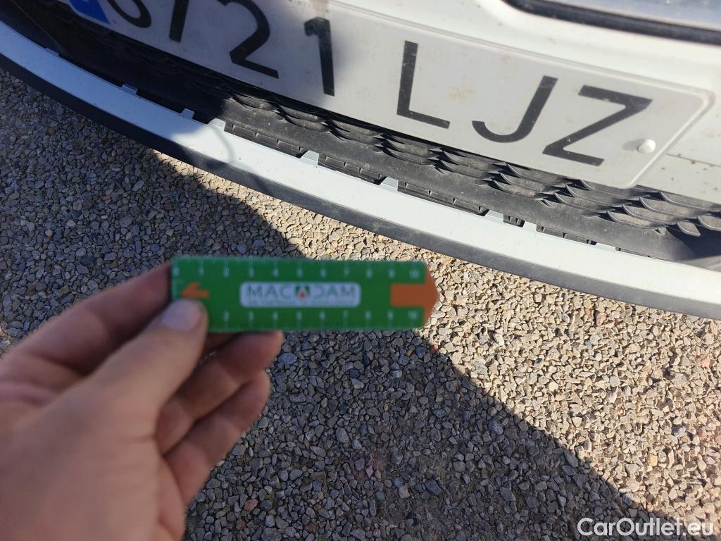  KIA  Cee'd KIA Ceed / 2018 / 5P / berlina con portón 1.0 T-GDi 74kW (100CV) Drive (CX) #28