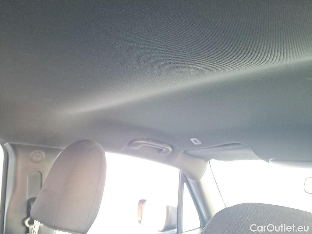 Jeep  Patriot JEEP Renegade / 2014 / 5P / todoterreno 80 Aniversario 1.0G 88kW (120CV) 4x2(SP) #13