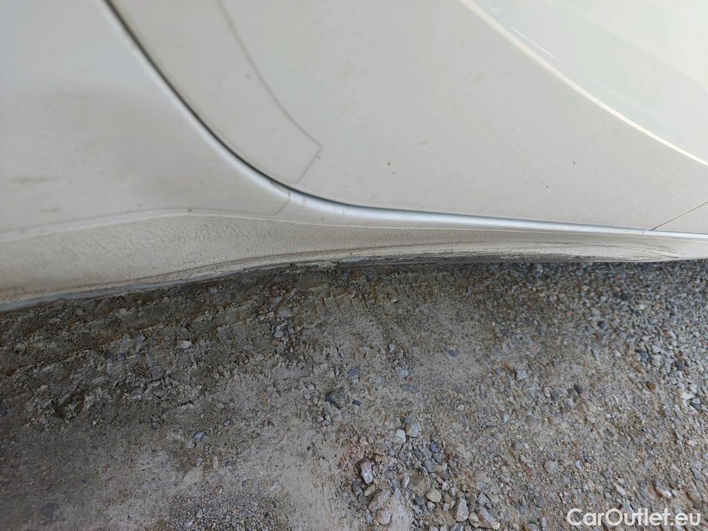  KIA  Cee'd KIA Ceed / 2018 / 5P / berlina con portón 1.0 T-GDi 74kW (100CV) Drive (CX) #3