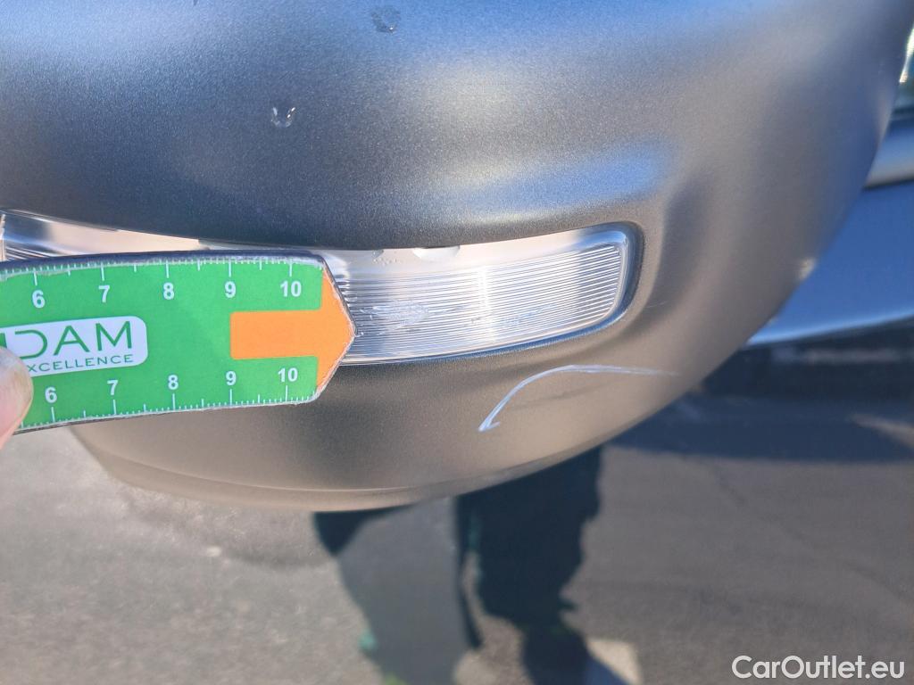 Jeep  Patriot JEEP Renegade / 2014 / 5P / todoterreno 80 Aniversario 1.0G 88kW (120CV) 4x2(SP) #37