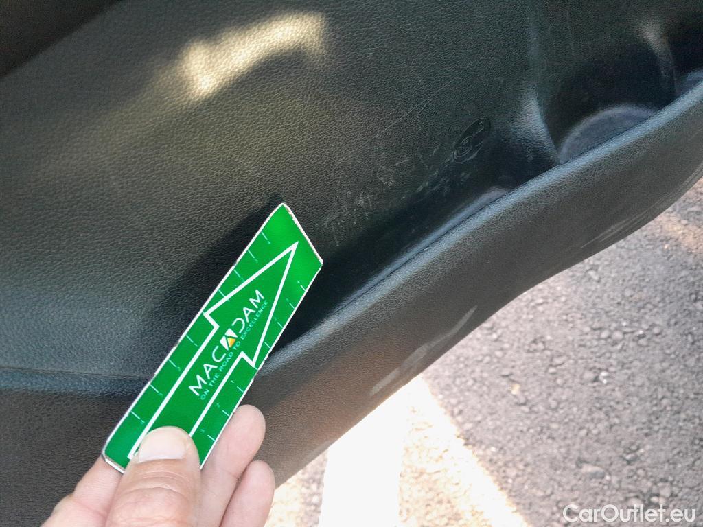  KIA  Niro KIA  / 2019 / 5P / crossover 1.6 GDi PHEV 104kW (141CV) Drive #28