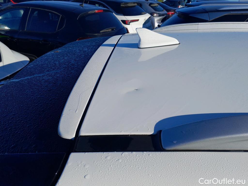  KIA  Niro KIA  / 2019 / 5P / crossover 1.6 GDi PHEV 104kW (141CV) Drive #4