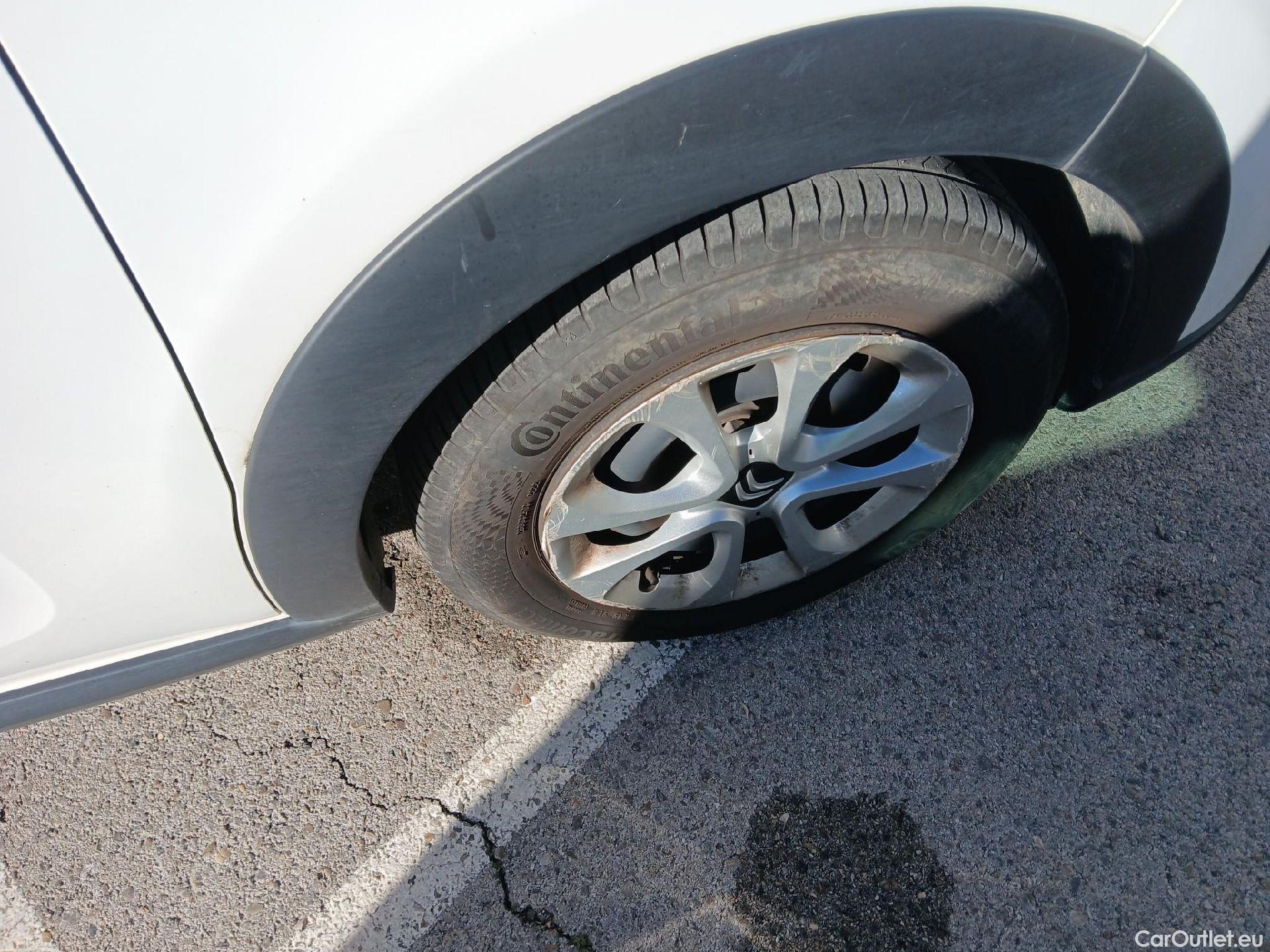  Citroen  C3 CITROEN  / 2016 / 5P / berlina con portón BlueHDi 73KW (100CV) S&S FEEL #13