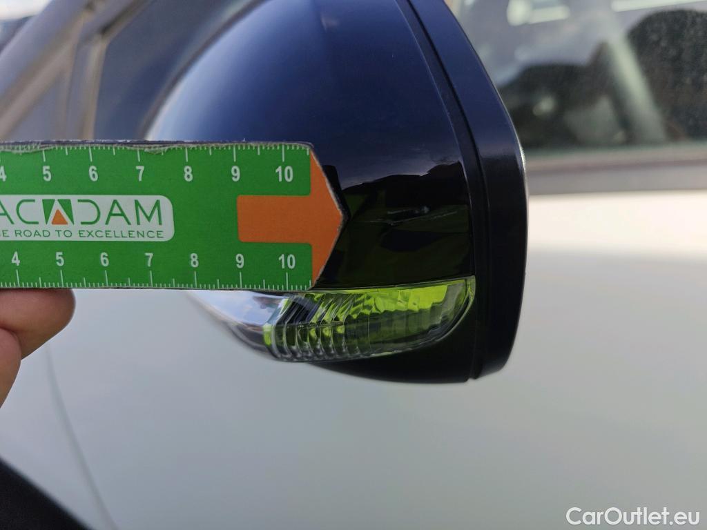  Citroen  C3  Feel 1.5 BlueHDi 100CV MT6 E6d #25