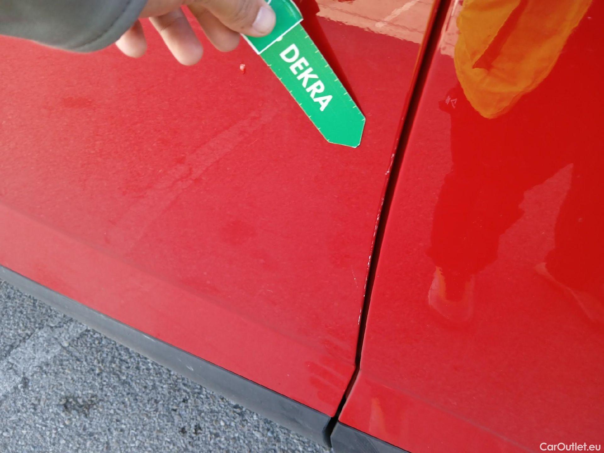 Nissan  Qashqai NISSAN  / 2021 / 5P / todoterreno DIG-T 116kW mHEV Xtronic N-Connecta #10