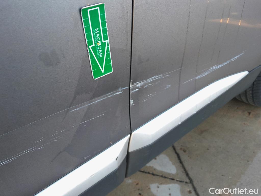  Peugeot  2008 PEUGEOT  / 2019 / 5P / todoterreno Allure Pack Puretech 130 S&S EAT8 (AC2) #6