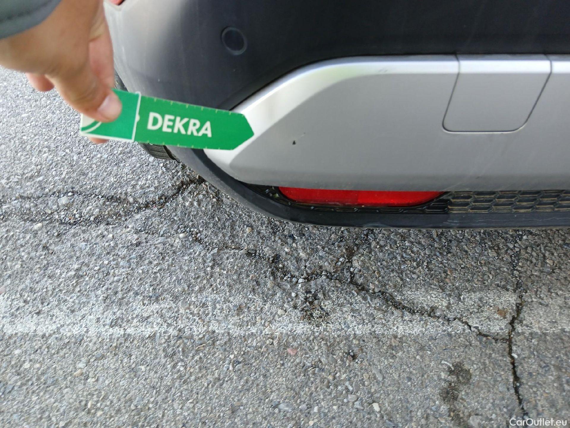 Nissan  Qashqai NISSAN  / 2021 / 5P / todoterreno DIG-T 116kW mHEV Xtronic N-Connecta #18