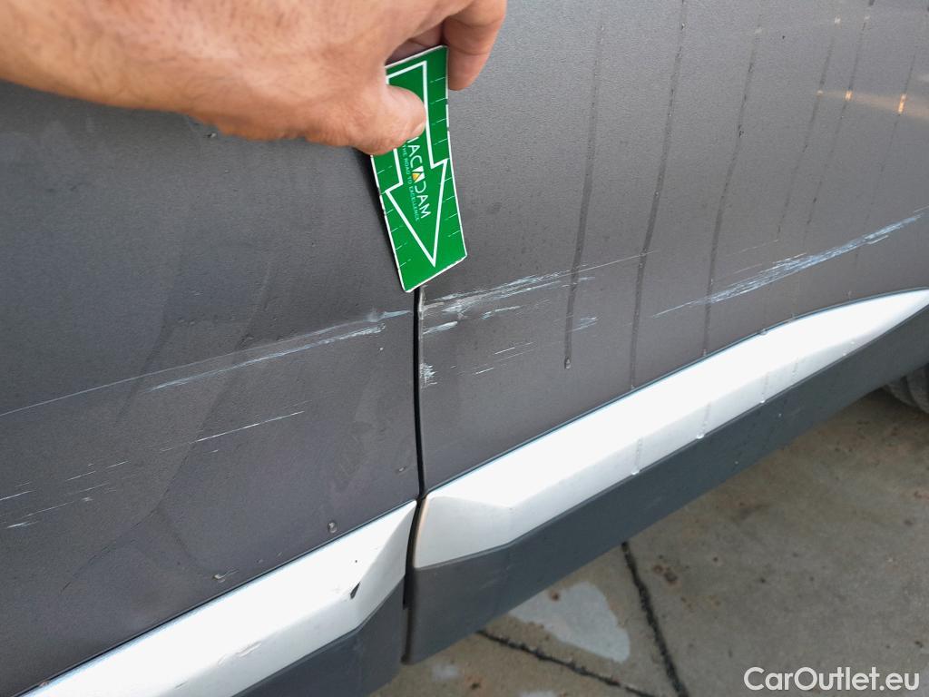  Peugeot  2008 PEUGEOT  / 2019 / 5P / todoterreno Allure Pack Puretech 130 S&S EAT8 (AC2) #11