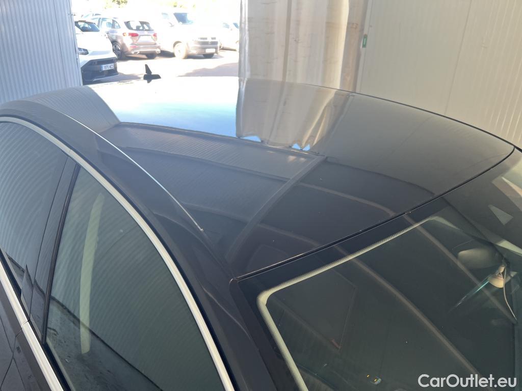 Volkswagen  Passat VOLKSWAGEN  / 2019 / 4P / sedán Executive 2.0 TDI 110kW (150CV) DSG #14