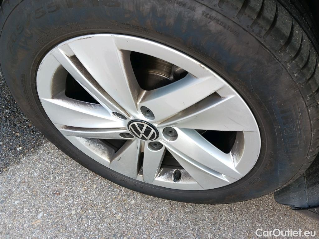  Volkswagen  Golf  VOLKSWAGEN / 2020 / 5P / familiar Life 2.0 TDI 85kW (115CV) DSG Variant #62