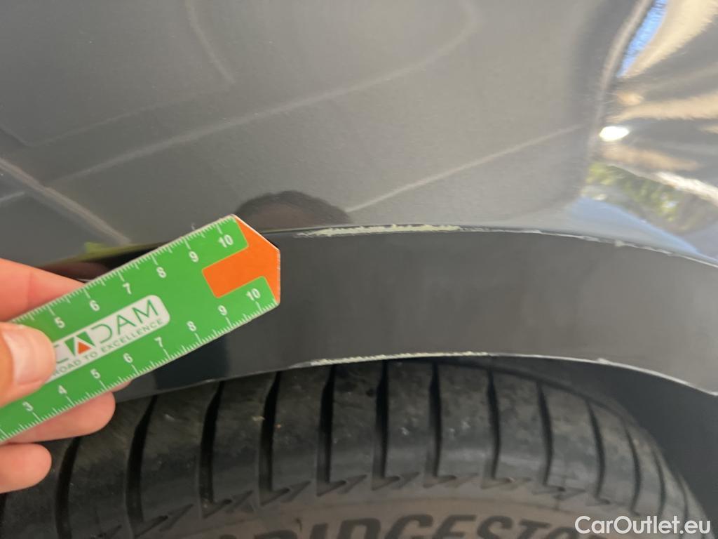 Volkswagen  Passat VOLKSWAGEN  / 2019 / 4P / sedán Executive 2.0 TDI 110kW (150CV) DSG #10