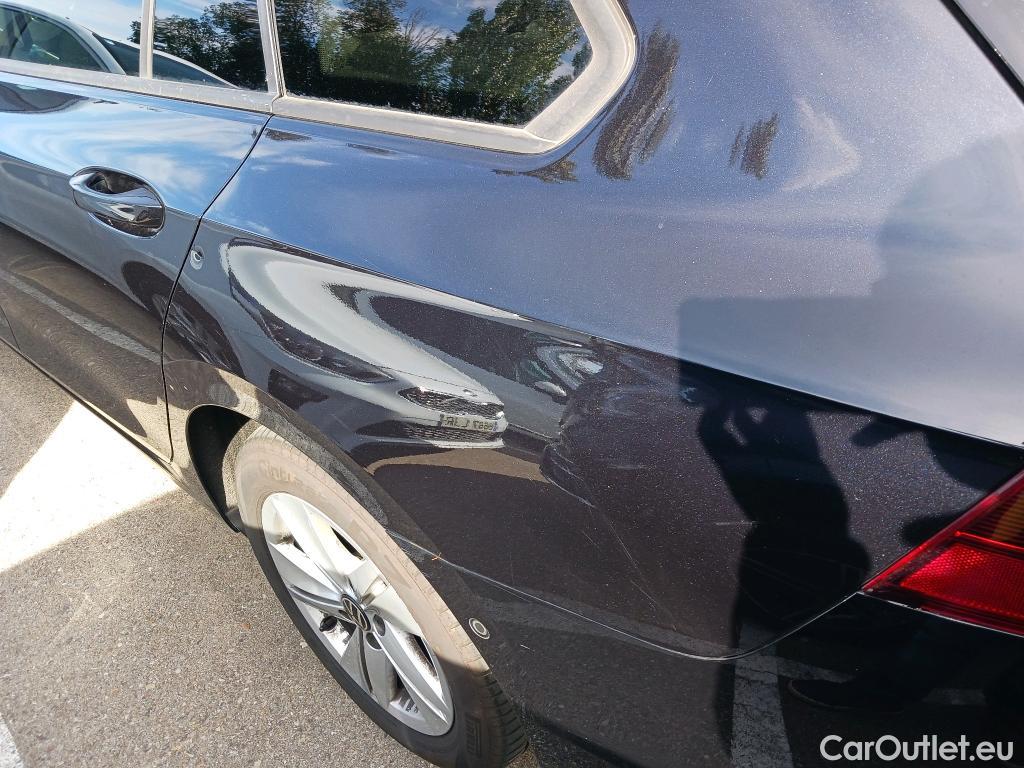  Volkswagen  Golf  VOLKSWAGEN / 2020 / 5P / familiar Life 2.0 TDI 85kW (115CV) DSG Variant #7