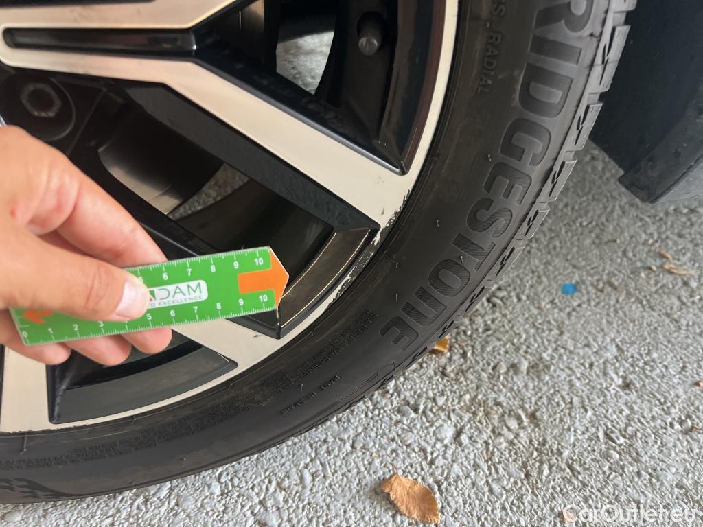 Volkswagen  Passat VOLKSWAGEN  / 2019 / 4P / sedán Executive 2.0 TDI 110kW (150CV) DSG #2