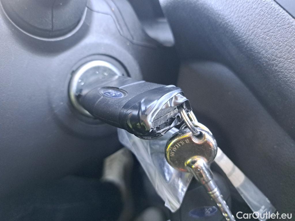  Ford  Transit FORD  Courier/2014/4P/furgón der.turis Van 1.5 TDCi 56kW Trend #33