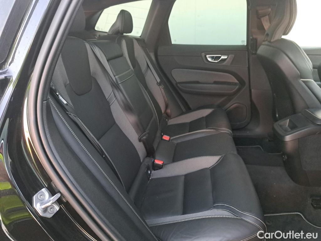 Volvo  XC60 VOLVO  / 2017 / 5P / todoterreno 2.0 B4 D R-Design Auto #7