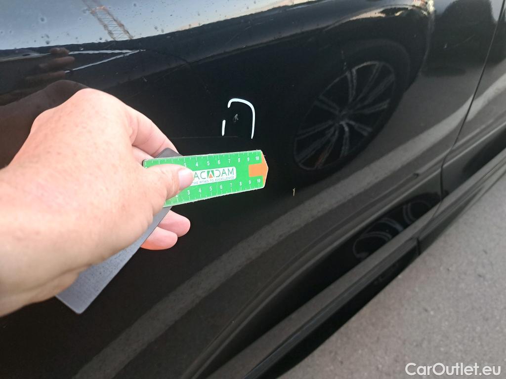 Volvo  XC60 VOLVO  / 2017 / 5P / todoterreno 2.0 B4 D R-Design Auto #10