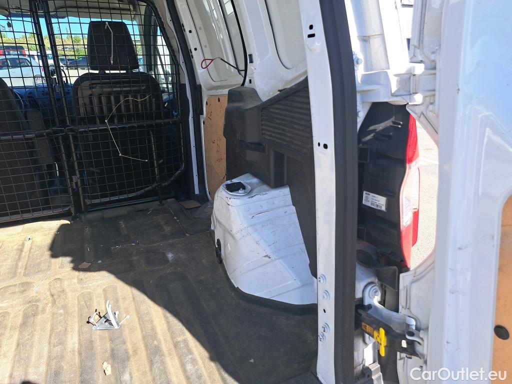  Ford  Transit FORD  Courier/2014/4P/furgón der.turis Van 1.5 TDCi 56kW Trend #26