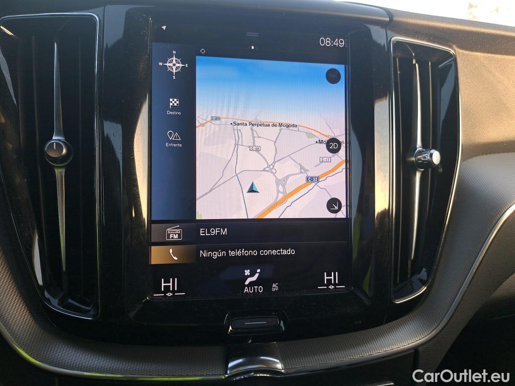 Volvo  XC60 VOLVO  / 2017 / 5P / todoterreno 2.0 B4 D R-Design Auto #12