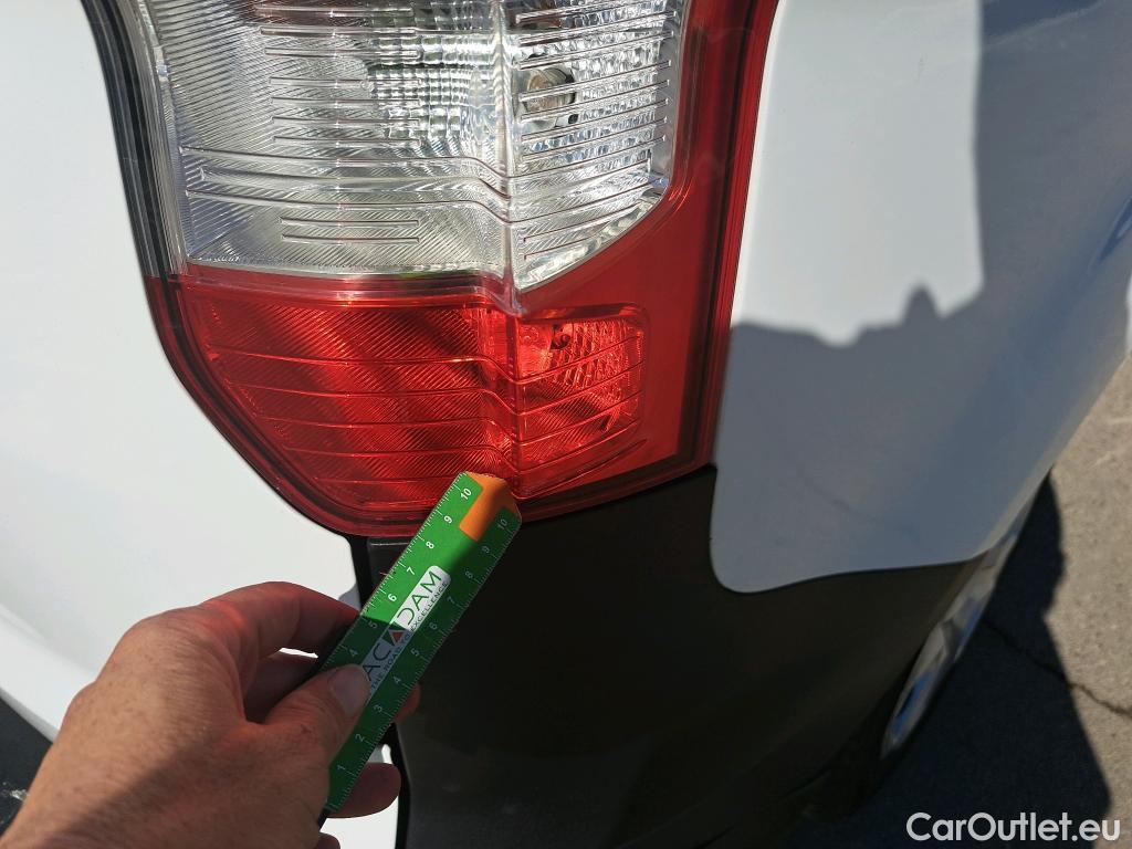  Ford  Transit FORD  Courier/2014/4P/furgón der.turis Van 1.5 TDCi 56kW Trend #64