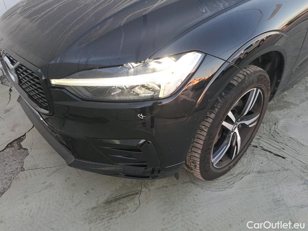 Volvo  XC60 VOLVO  / 2017 / 5P / todoterreno 2.0 B4 D R-Design Auto #17