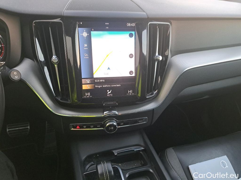 Volvo  XC60 VOLVO  / 2017 / 5P / todoterreno 2.0 B4 D R-Design Auto #15