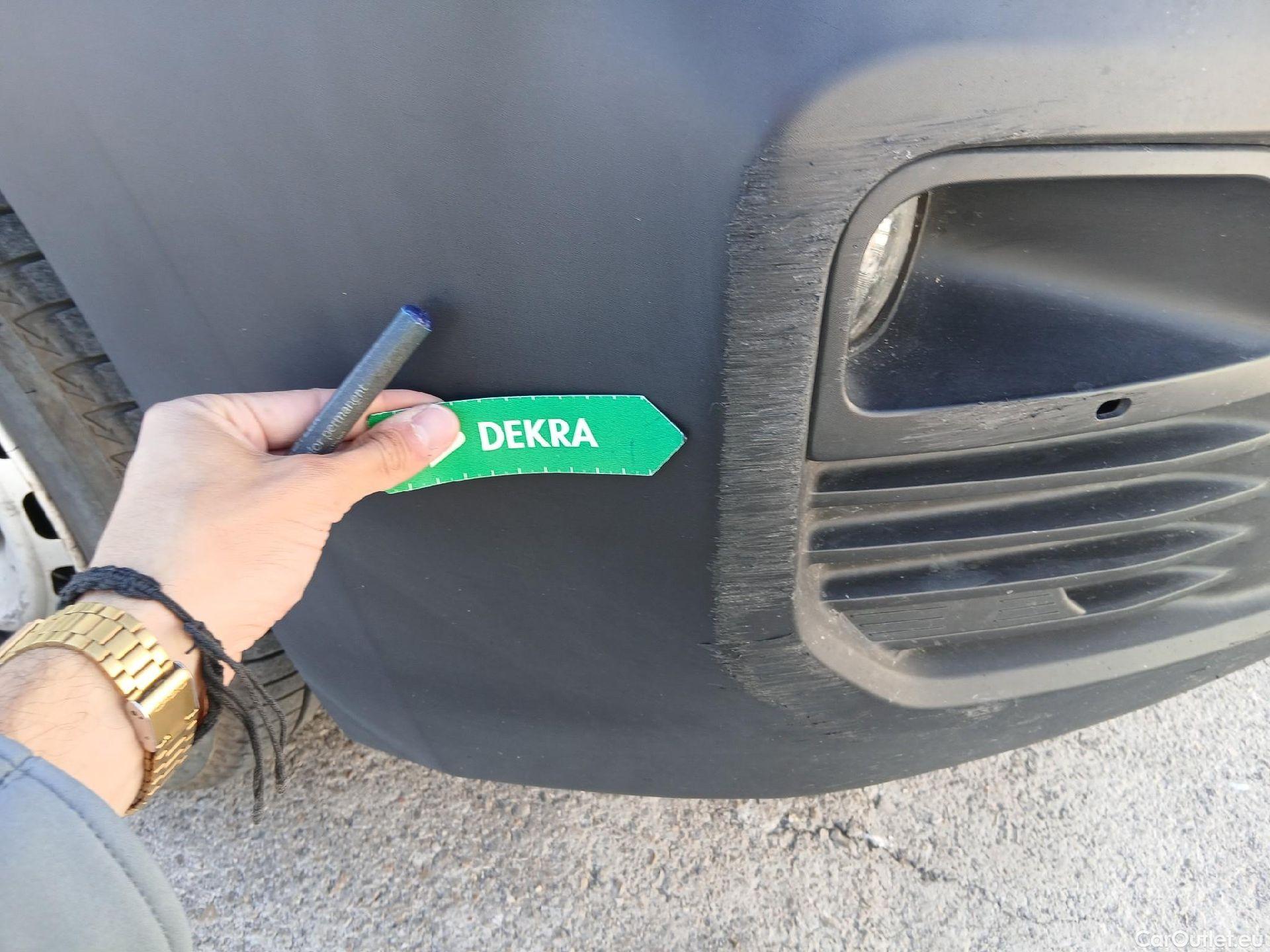  Citroen  Berlingo CITROEN  / 2018 / 4P / combi Talla M BlueHDi 100 LIVE (AC) #4