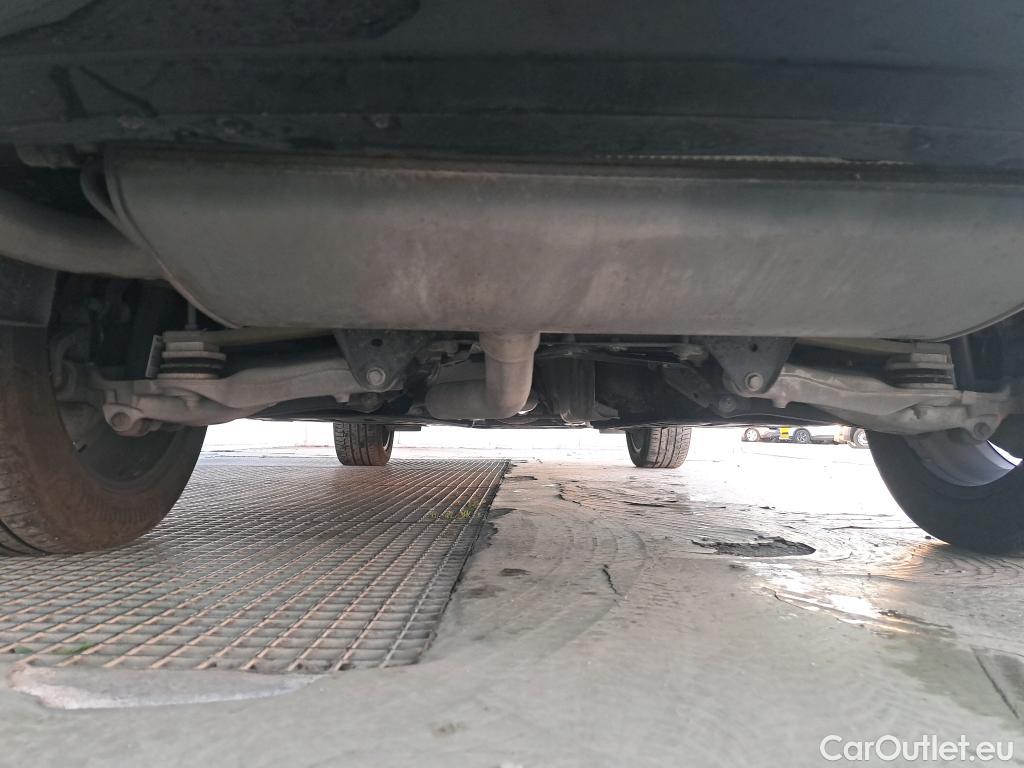 Volvo  XC60 VOLVO  / 2017 / 5P / todoterreno 2.0 B4 D R-Design Auto #11